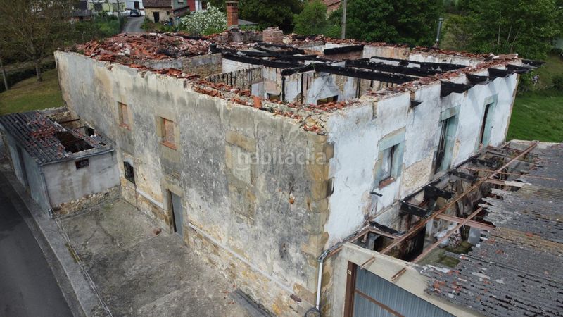 Foto 10cd93b6-823d-4eab-8b96-7fa5f1fb4819. Casa amb aparcament a Parroquias Norte Siero