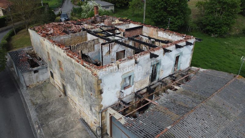 Foto fb61d365-b96b-4a3c-a294-a33c5696bd81. Casa amb aparcament a Parroquias Norte Siero