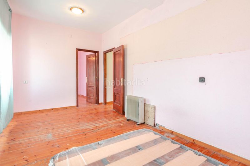 Foto a4136b13-8a18-455a-93fc-5bf1a0244066. Casa adossada amb piscina a Grado