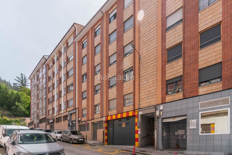 Foto 50af69b8-7a6d-4059-b049-aafeb7a1370d. Pis a calle lorenzo menende 2 a Cangas del Narcea