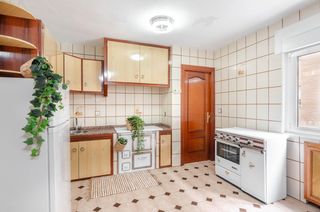 Appartamento  Barrio del carmen a 19. Piso de 3 habitaciones, 1 baño y trastero disponible en barrio e