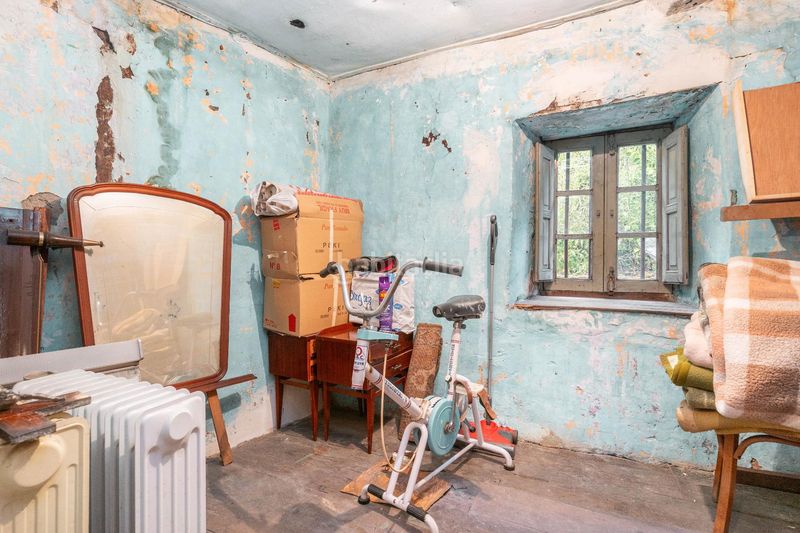 Foto 0a43fb32-81cb-4c9a-a20a-bb77cd6d391b. Casa adossada a Aller
