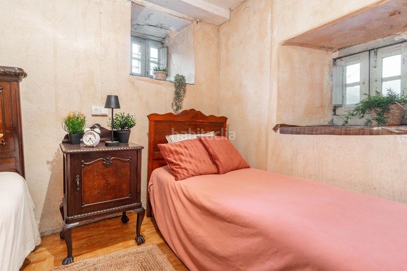 Foto 0a7d2e6f-8c4d-40ff-bd88-0d8deb23c84e. Casa adossada a Aller