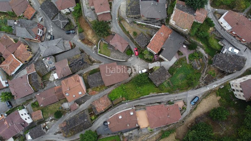 Foto 1a2b0959-eb2d-426b-bd44-713f6510d3aa. Casa adossada a Aller