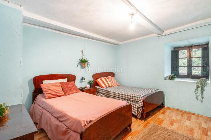 Foto 3e3cb091-1540-468e-9904-ad026956f832. Casa adossada a Aller