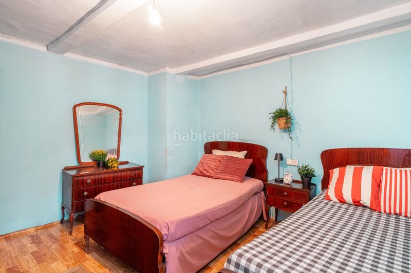 Foto 4a4eb326-944f-404d-b009-19310541e8d4. Casa adossada a Aller