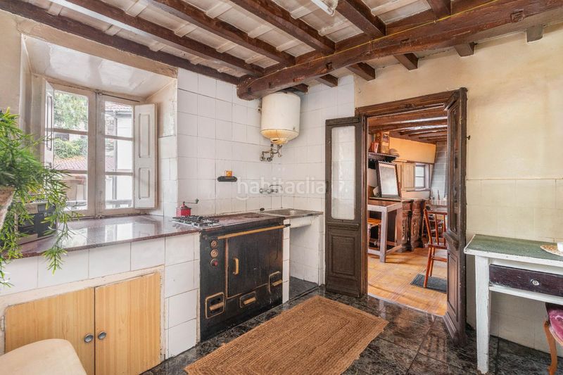 Foto dc2f7db8-4ff1-42d0-9139-8ac250f41a0c. Casa adossada a Aller