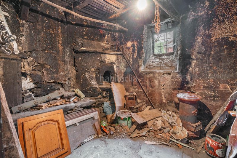 Foto fef9d9ea-e88e-4e36-9ed0-037d4570dafe. Casa adossada a Aller