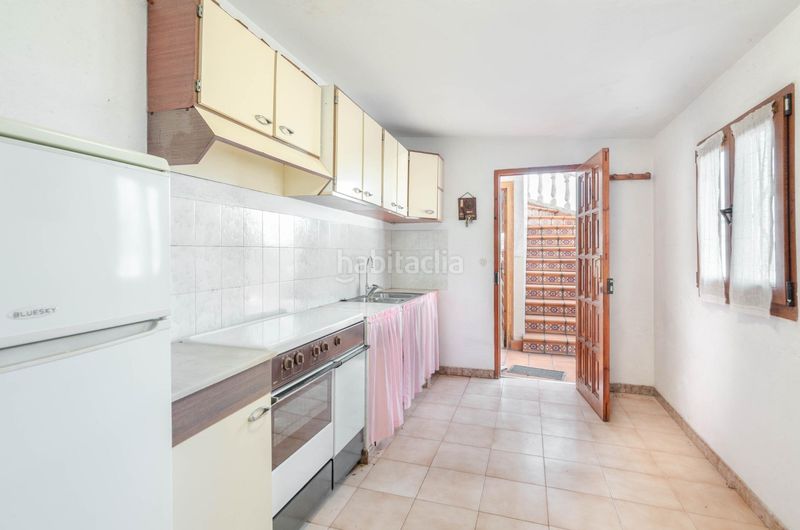 Foto 2bc6cd25-6ee5-4cd5-9776-12dfd7f3998a. Chalet en montiana a poago- Fresno 51 preciosa casa de dos plantas dos viviendas independientes y amplio terreno en Fresno monteana en Gijón