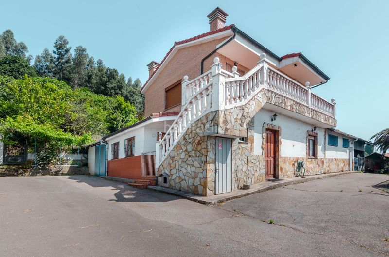 Foto 84622172-a660-4ce0-a6e3-08e59d06ae18. Chalet en montiana a poago- Fresno 51 preciosa casa de dos plantas dos viviendas independientes y amplio terreno en Fresno monteana en Gijón