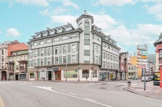 Rent Flat in Calle teodoro cuesta 49. Alquiler en mieres