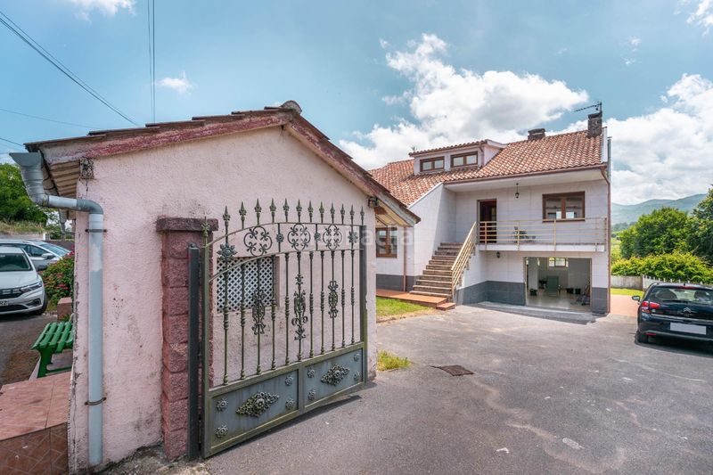 Foto 69ae3c3c-a6a4-456f-bb60-594419dcce85. Chalet en lugar castañera 32 chalet en castañera nava en Bimenes