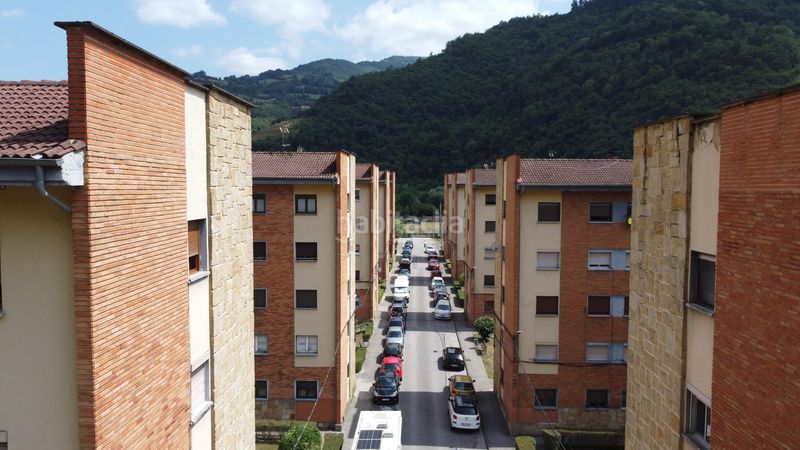 Foto c6724565-ef0d-43a7-a63b-de4cf98d2a77. Pis a calle corigos 6 a Aller