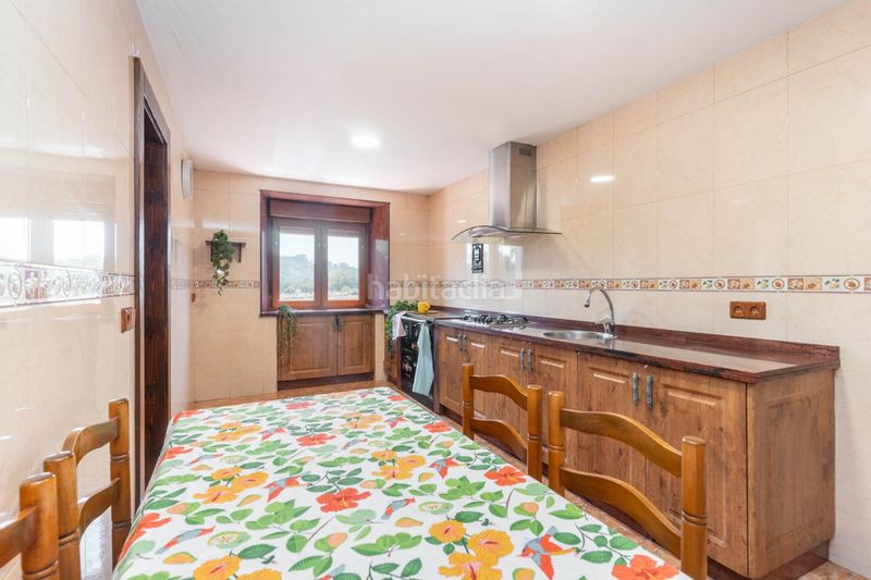 Foto 23130a61-5b0d-4226-92c8-8f21c1b7b600. Casa en camino pedrosa 41 se vende casa en Sariego