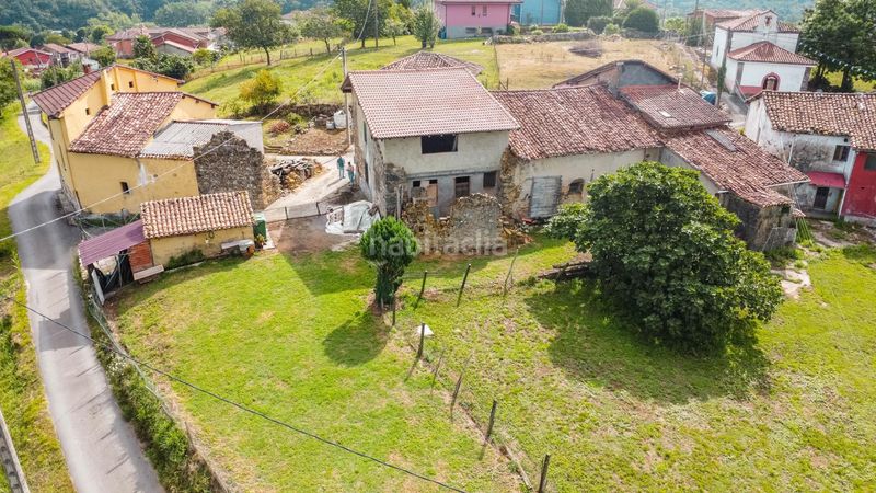 Foto bf15e138-d7cc-4750-bab4-26078d5f0167. Masia a lugar villar de guergu 75 a Piloña