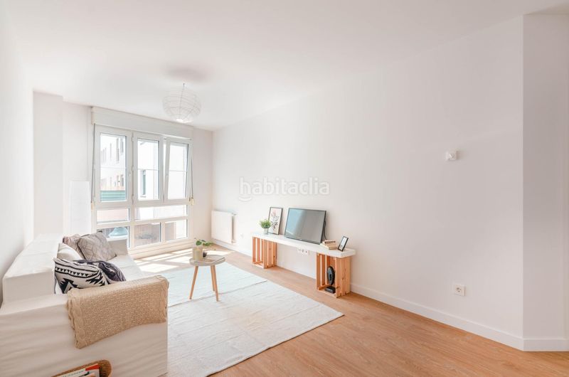 Foto c01f46bd-320a-4774-9724-68443a04364d. Pis a calle jerónimo gonzález 6 a Centro Gijón