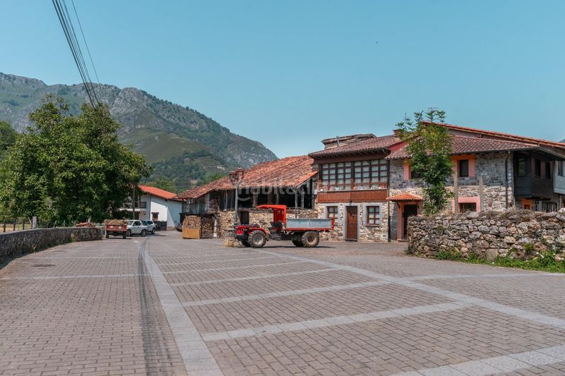 Foto 47d0e5a5-a7b3-4542-999a-c9d8aa4ca1d8. Casa a Sobrescobio