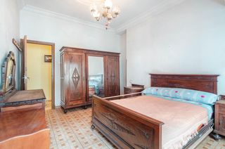 Flat in Calle manuel gutierrez 13. Casi 200 metros de piso en el centro de mieres