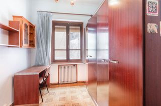 Etagenwohnung in Calle manuel gutierrez 13. Casi 200 metros de piso en el centro de mieres