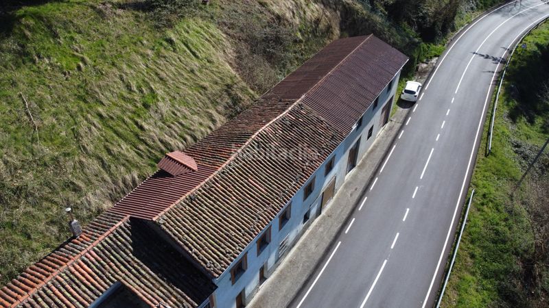 Foto 1a8a05f4-db30-4b79-9d20-67c521700ab8. Casa amb calefacció aparcament a Allande