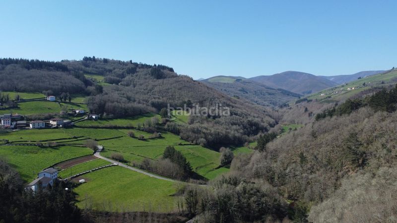 Foto d12db610-3afc-4671-aca7-574ecdf8fac2. Casa amb calefacció aparcament a Allande