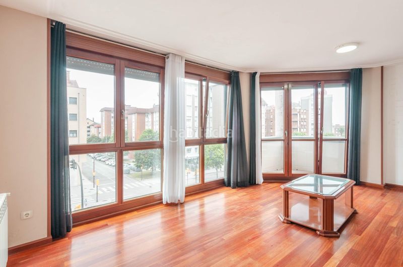 Foto 60f20196-32af-4284-af8e-2fb84fd66bb5. Flat in calle manolo quiros 2 in La Calzada Gijón