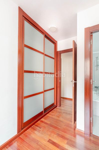 Foto 725d8443-eaba-4c24-b7ef-4a5913f679ac. Flat in calle manolo quiros 2 in La Calzada Gijón