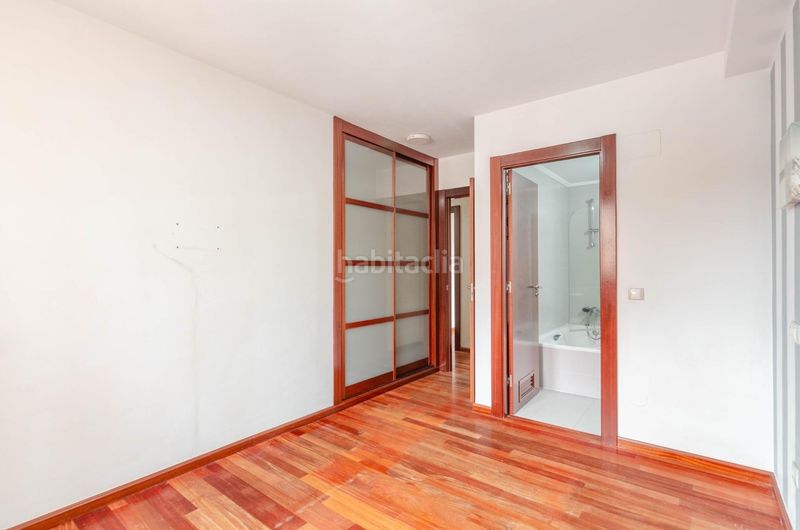 Foto bfcd0b0f-cf5e-49a7-8e20-4706e2694b51. Flat in calle manolo quiros 2 in La Calzada Gijón