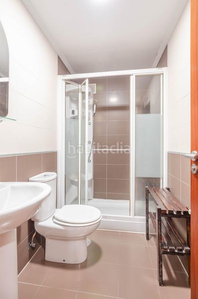 Foto efd65d0f-826c-4da3-b72e-f35fe2fb3898. Flat in calle manolo quiros 2 in La Calzada Gijón