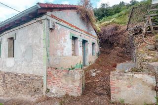 Casa a Linares turon 7. Un mirador a las montañas en el valle de turón