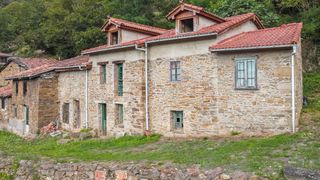 Casa pareada en Lugar Estación Figaredo 12