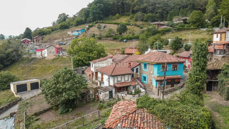Foto 48414143-c23a-411b-9fdb-0052b1264a1b. Casa pareada un mirador a las montañas en el valle de turón, en Mieres