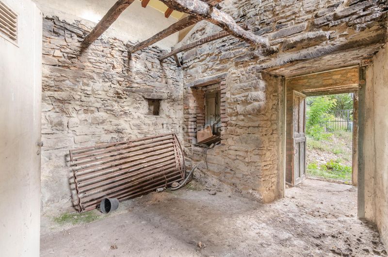 Foto 5d580001-8b45-4070-b80c-6dc7b6901839. Casa pareada un mirador a las montañas en el valle de turón, en Mieres