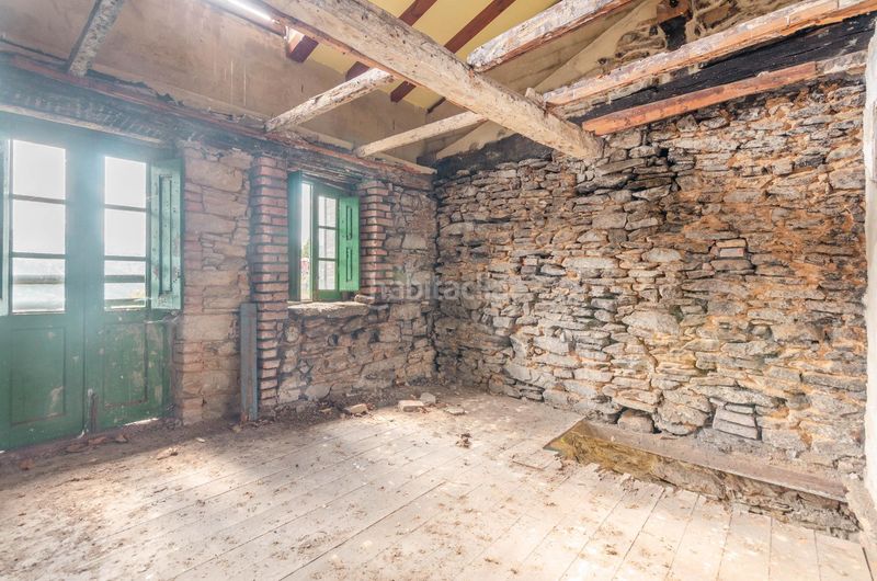 Foto d8cdf7fb-1418-4c3b-a8a9-7c3df8b23f2f. Casa pareada un mirador a las montañas en el valle de turón, en Mieres