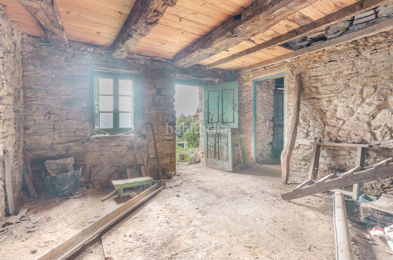 Foto ea5e3083-2071-4734-a985-25b7f06d36fa. Casa pareada un mirador a las montañas en el valle de turón, en Mieres