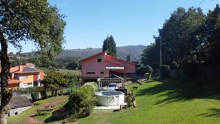 Chalet  Camino los arroxos. Precioso chalet en un entorno rural con gran parcela a solo 10 m