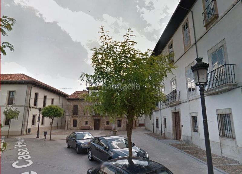 Foto a5066c44-9e5c-483f-9813-5b13ba4bde35. Casa en travesía prahúa 15 caserón con muchas posibilidades en Pravia