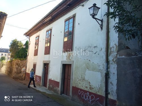 Foto de2a6d61-f412-41e3-afaa-79c4b224b329. Casa en travesía prahúa 15 caserón con muchas posibilidades en Pravia