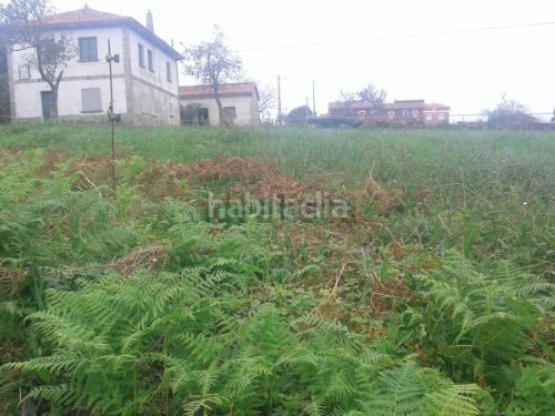 Foto 65d0cecf-e17f-4c83-9d20-2f7deff67a78. Terreno residencial en lamuño 55 en Cudillero