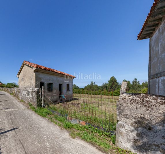 Foto c68dae98-2f4b-48e0-ab84-e6b7a751e961. Terreno residencial en lamuño 55 en Cudillero