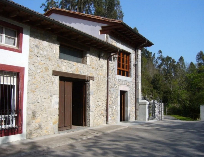 Foto 5bea1516-e11a-4fc2-a880-63e9250399c8. Casa con parcheggio in Pría-Nueva-Hontoria-Naves Llanes