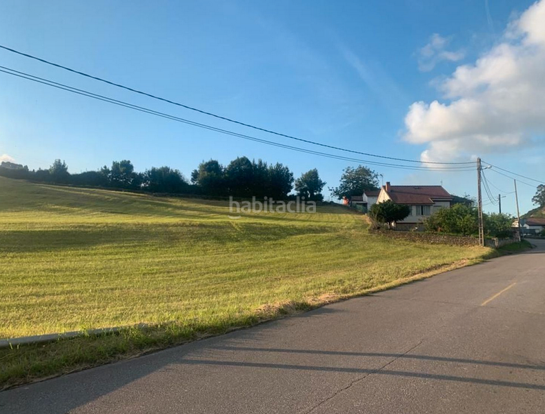 Foto 2d21bfcf-e1e4-4d51-b5d2-c9d0d84b6e31. Terrain résidentiel dans camin de los molinos 104 dans Gijón