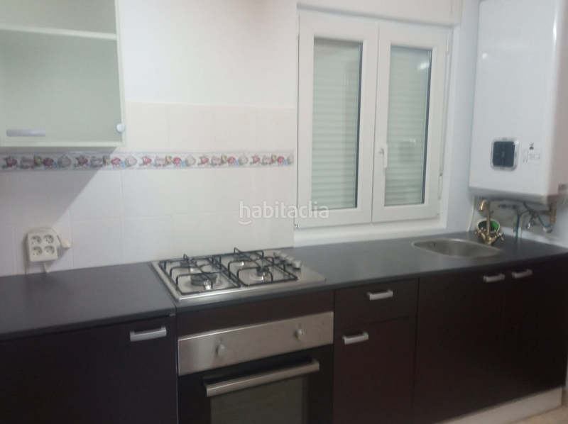 Foto 68097076-ad0d-4ddf-9a55-403ba0bcf7ea. Masia a carretera de la rondiella 1 a Cudillero