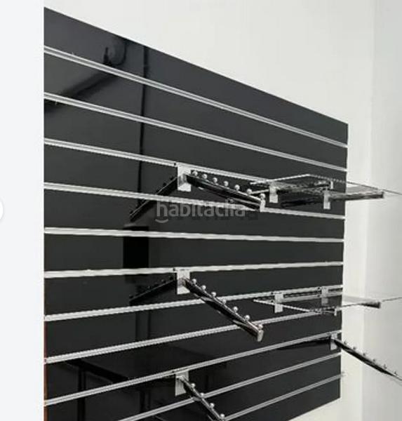 Foto 4457c33d-eb33-4fe4-933f-846953e2809d. Alquiler local comercial en avenida telares 25 en Avilés