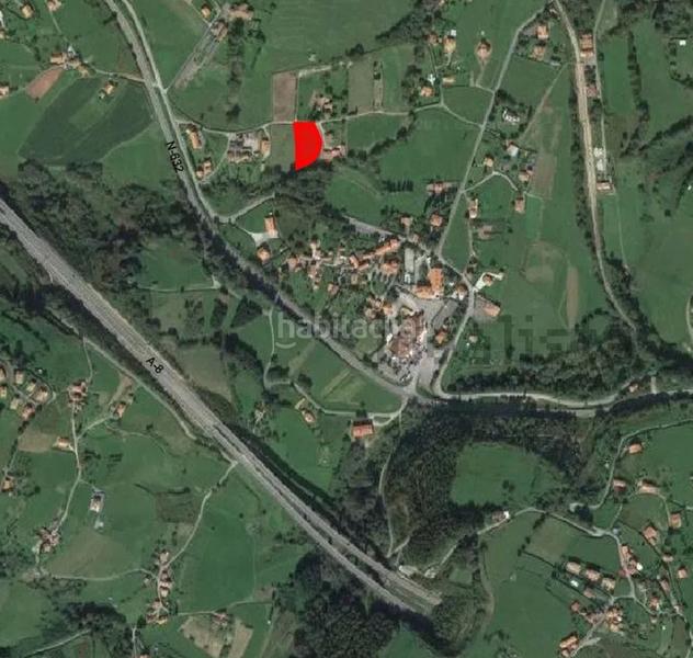 Foto 18c55698-2f1c-4922-9624-fc2a50cb1f8e. Terreny residencial a carretera de la estación de Cudillero 28 a Cudillero