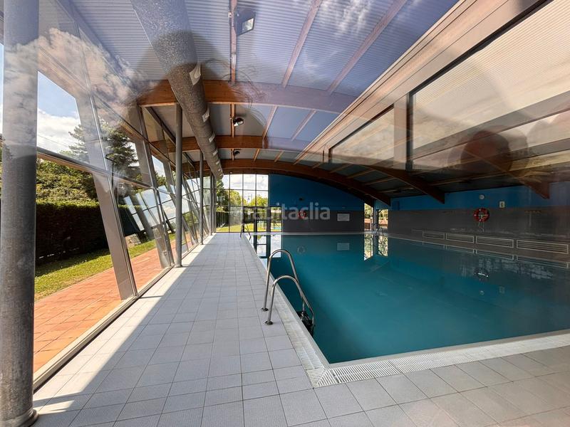 Foto 098247af-9cb5-46bb-ae74-3d839a6f0143. Parking coche en Viesques Gijón