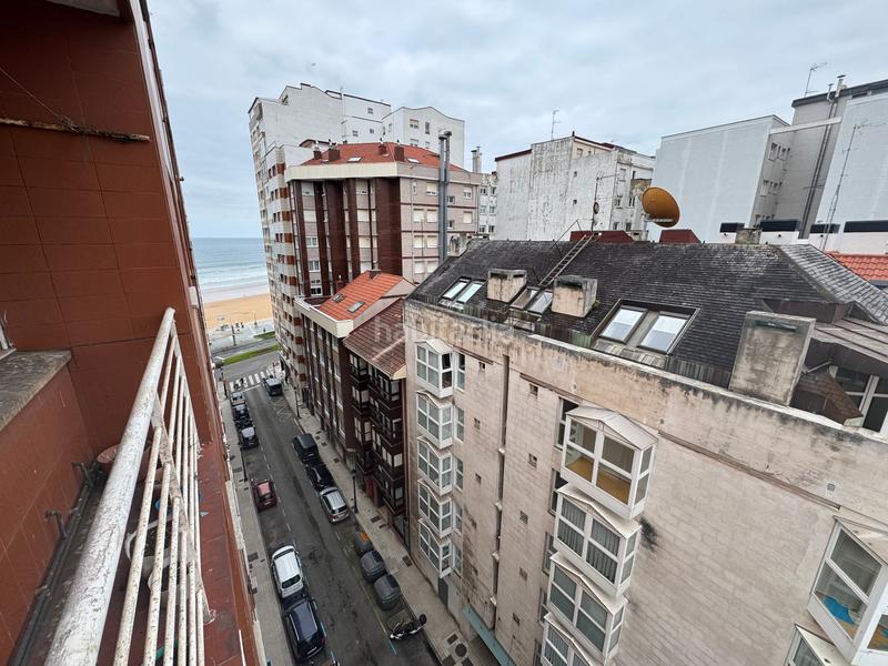 Foto d11b3223-82a1-4655-9935-46741ed865f8. Flat with heating in Centro Gijón