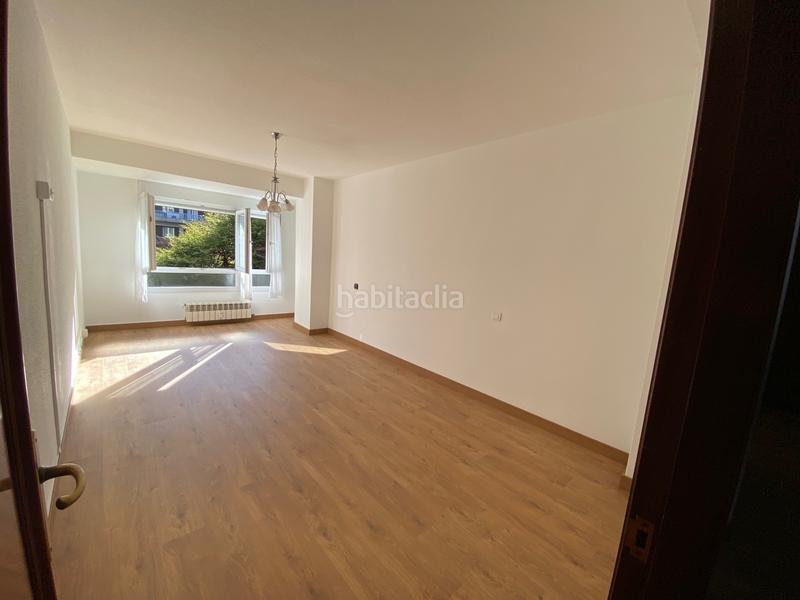 Foto 01c10a91-907b-44ad-a8f5-7b6e065e3635. Etagenwohnung mit heizung in La Arena Gijón