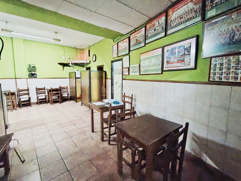 Foto 45bf90bb-7e78-4d0f-8292-aa54ee916bc2. Local comercial en calle ramón y cajal 62 en Ceares Gijón