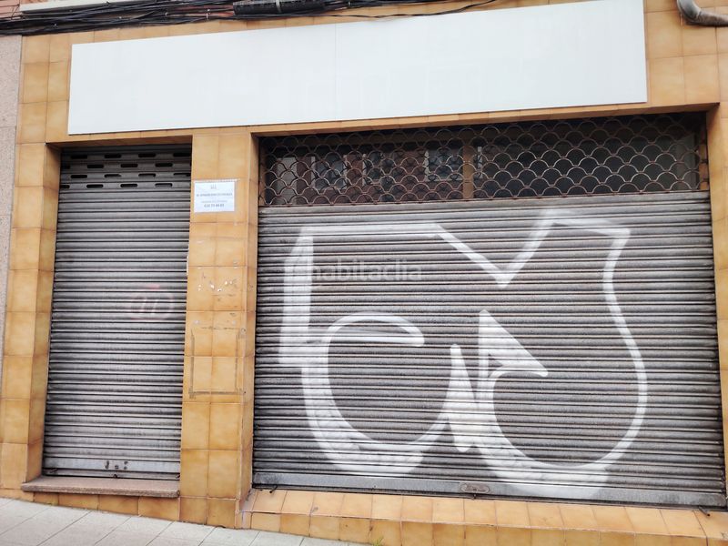 Foto d848b091-d2e0-4b0f-ba86-5bdbe48e8afe. Local comercial en calle ramón y cajal 62 en Ceares Gijón